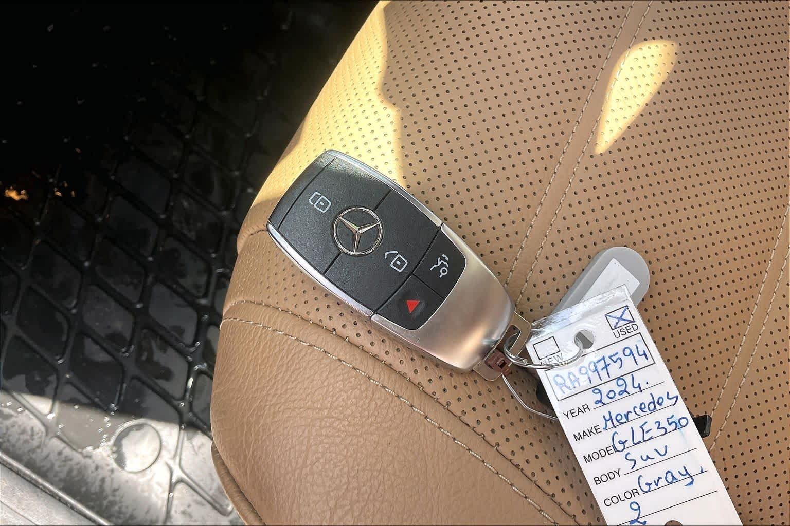 Used 2024 Twilight Blue Metallic Mercedes-Benz GLE 350 image 14
