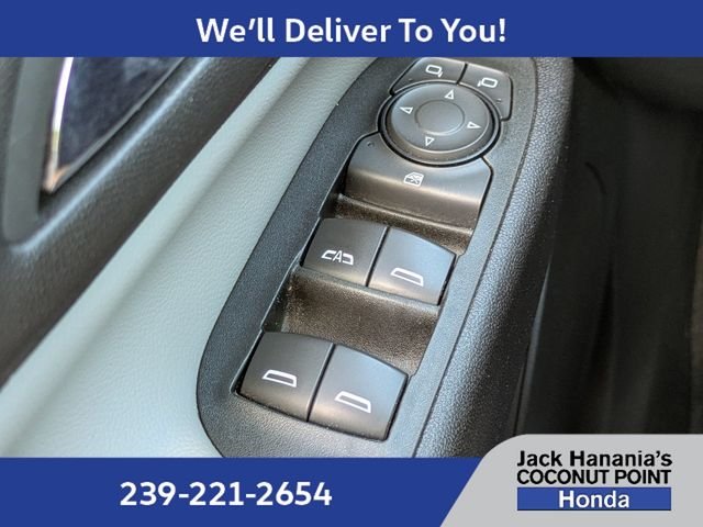 Used 2022 White Chevrolet LT image 26
