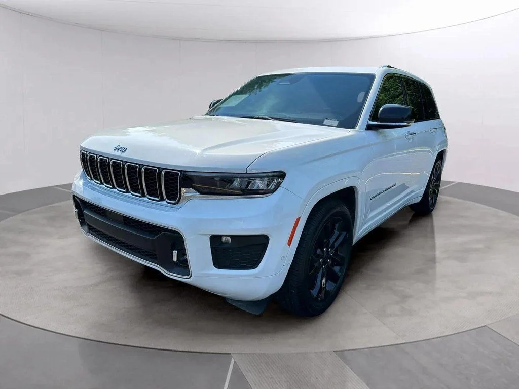 2023 Jeep Grand Cherokee Overland - Photo 6