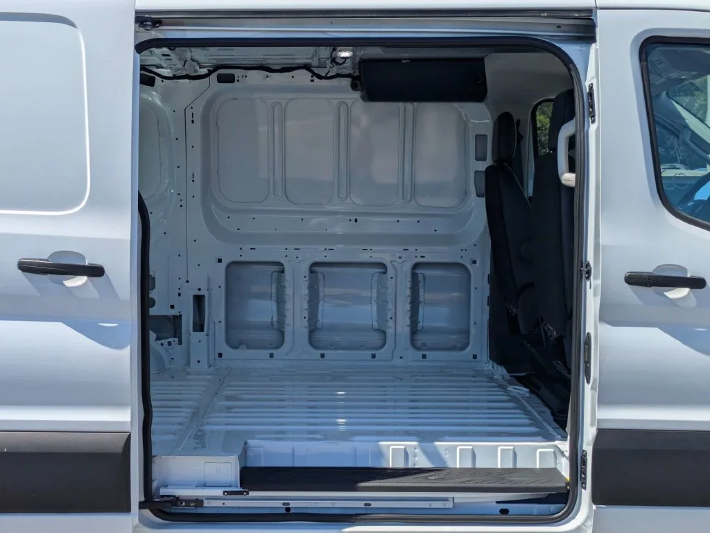 New 2027 White Ford Base image 15