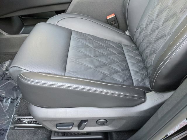 2026 Nissan Rogue Platinum - Photo 15