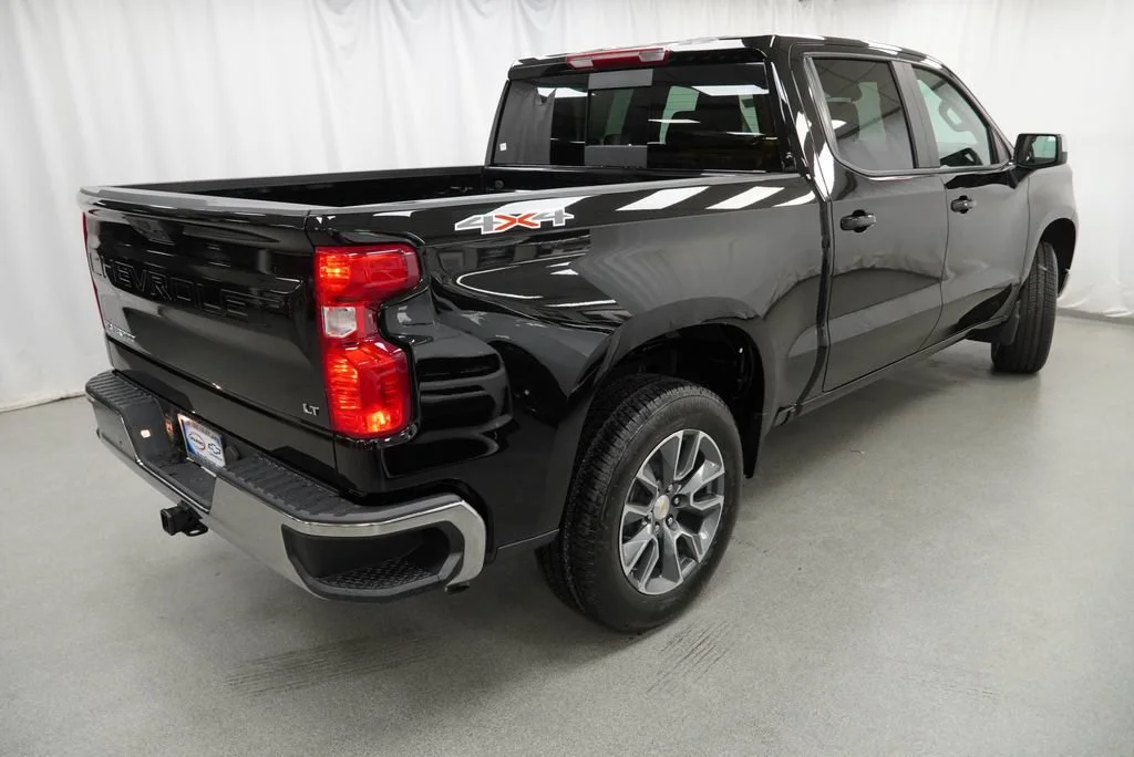 New 2026 Black Chevrolet LT image 3