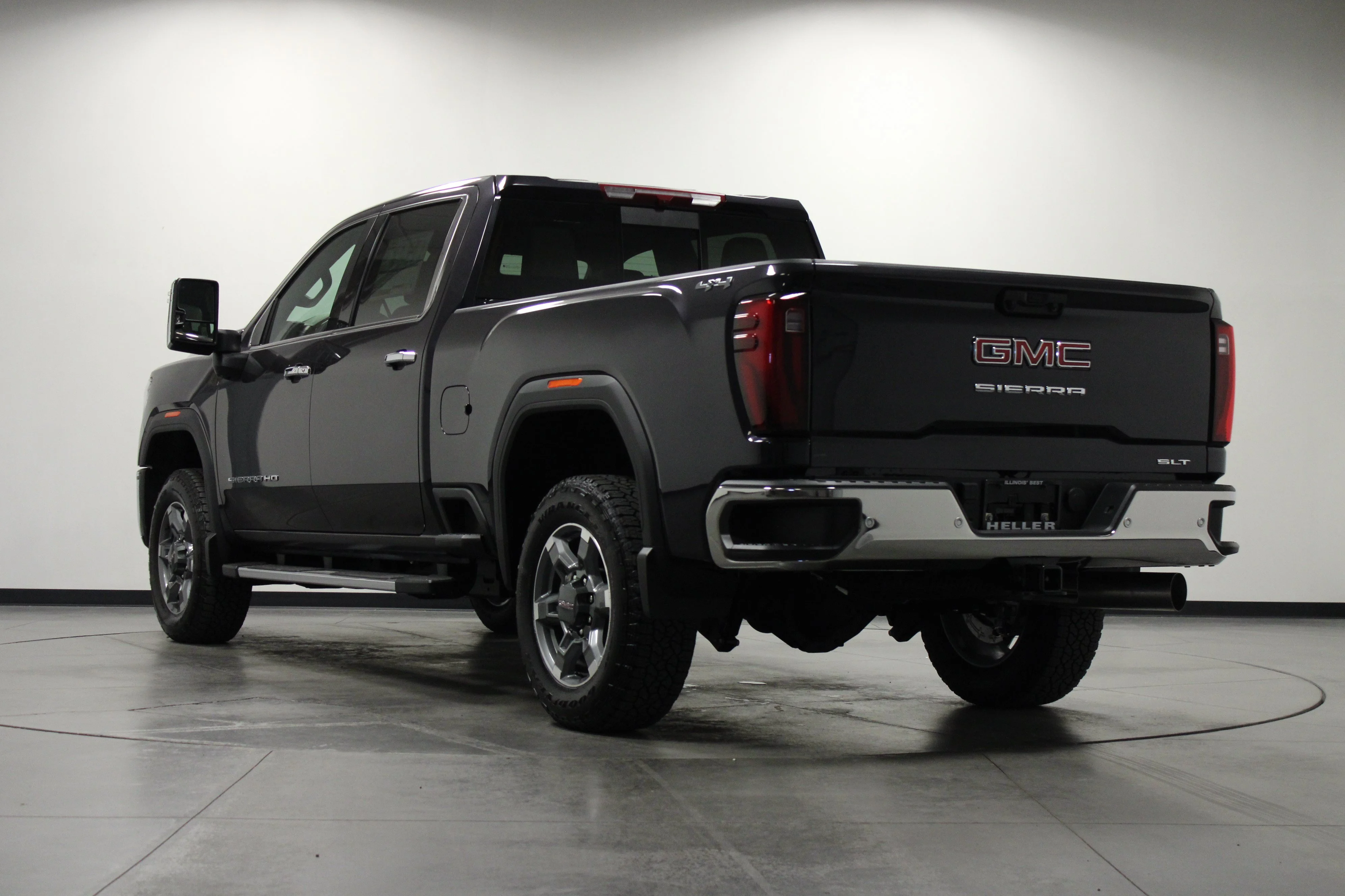 New 2026 Titanium Rush Metallic GMC SLT image 6
