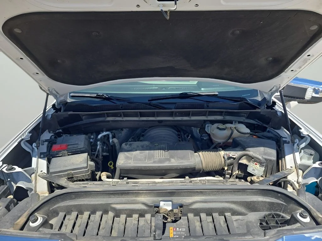 Used 2022  GMC SLT image 29