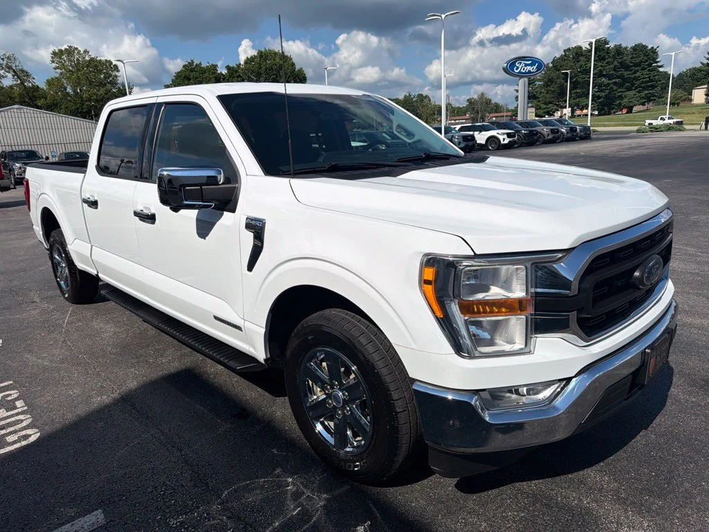 Used 2022 Oxford White Ford XLT image 7