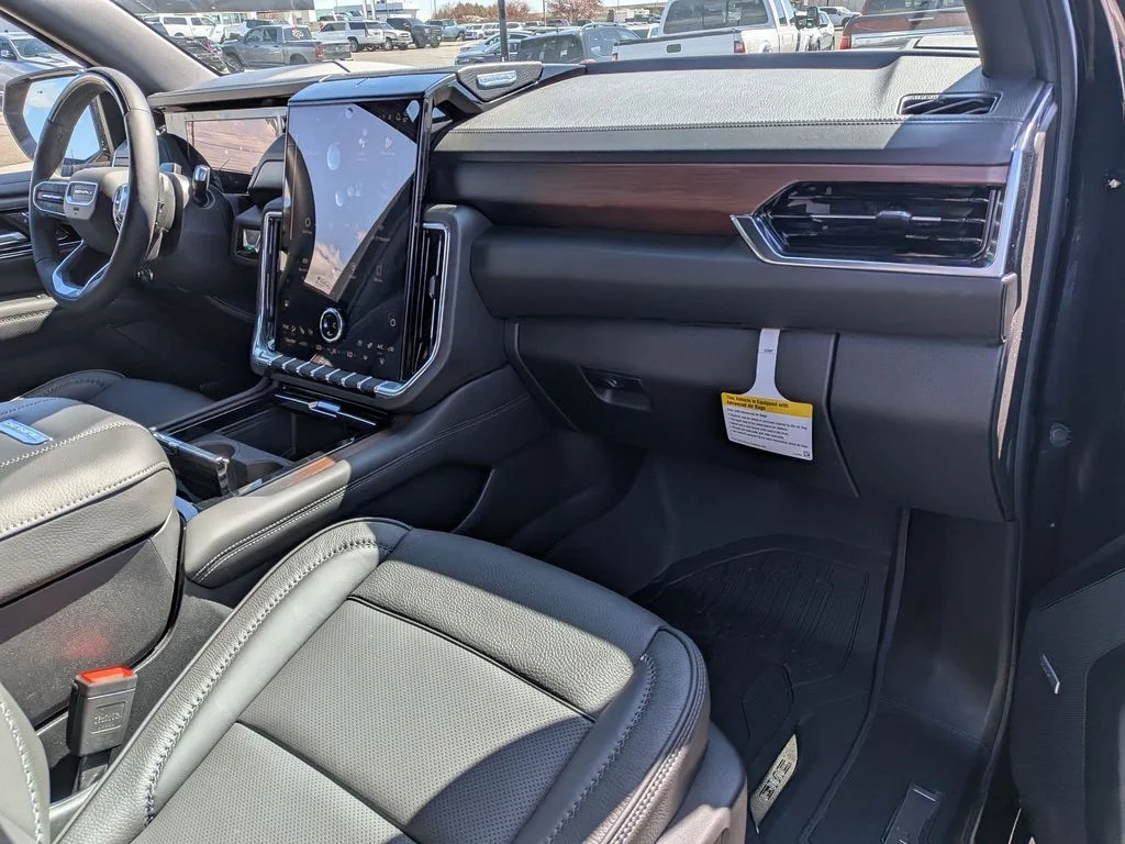 2026 GMC Yukon XL Denali - Photo 26