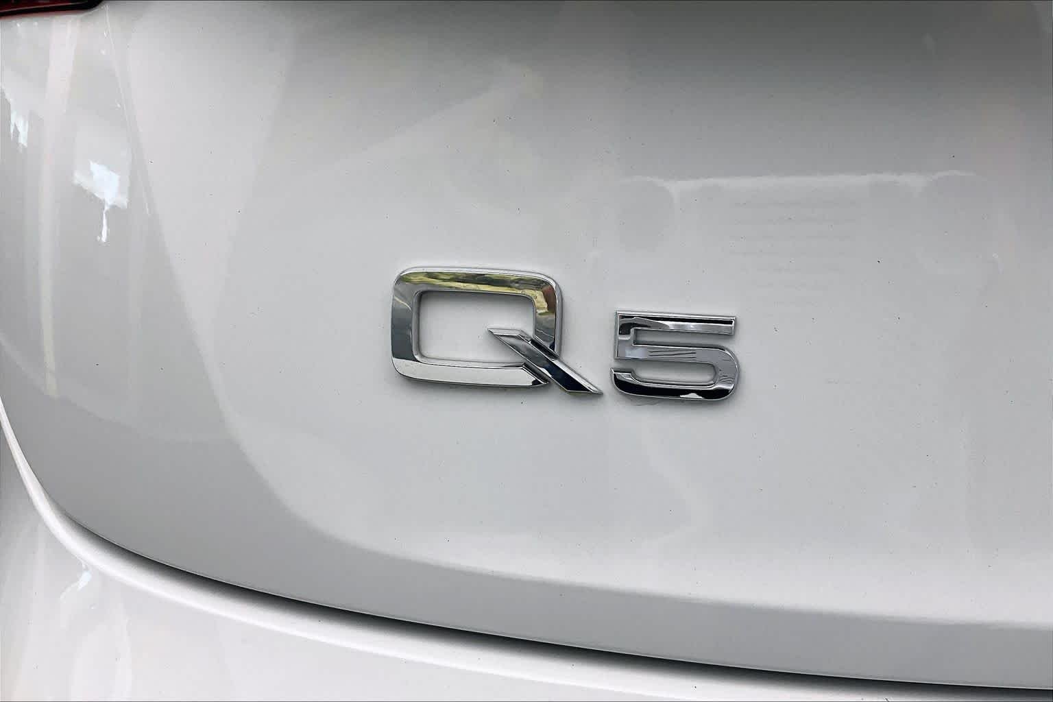 Used 2022 Glacier White Metallic Audi S line Premium Plus image 33