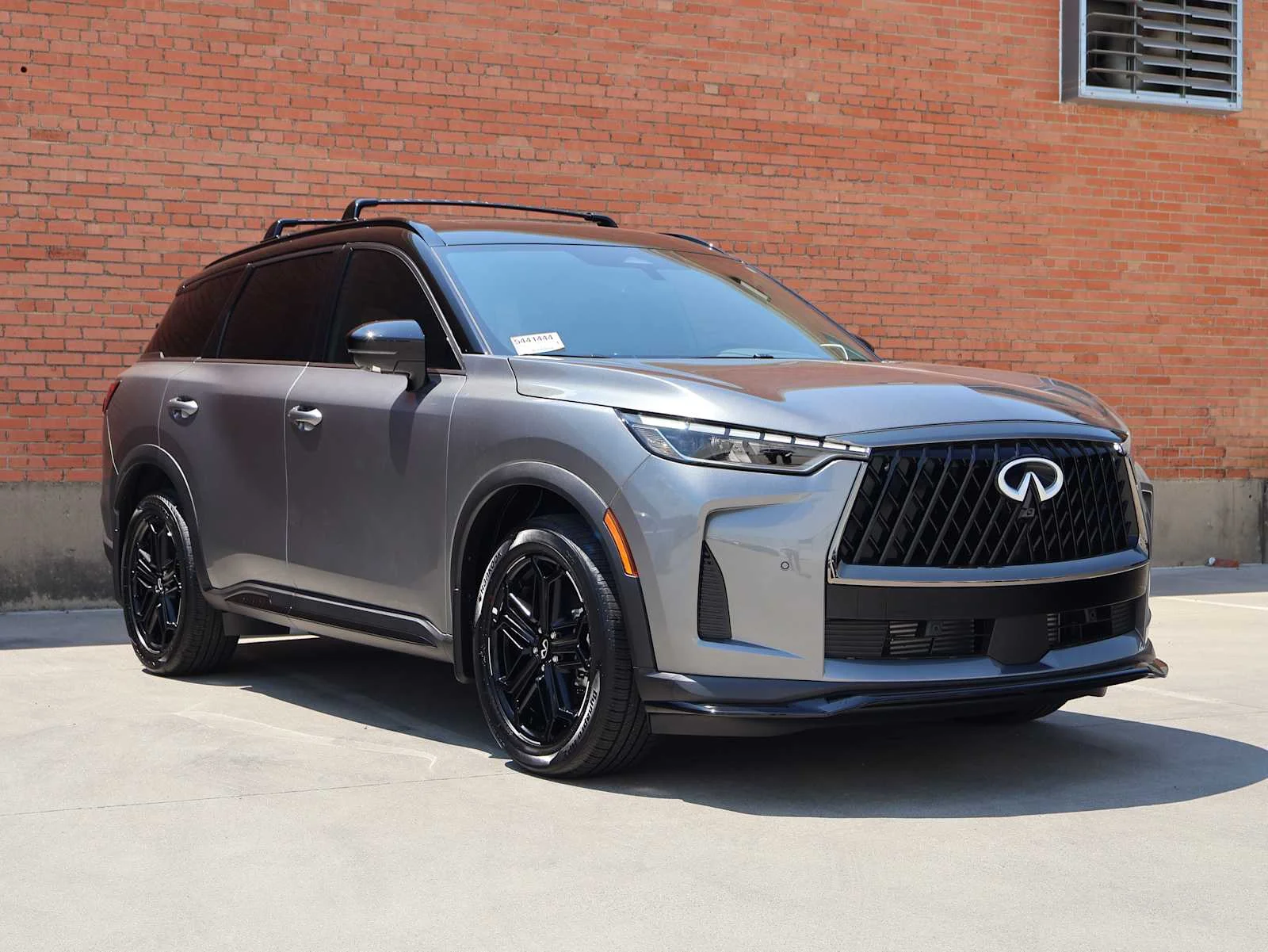 Certified Used 2027 Graphite Shadow/Black Obsidian INFINITI SPORT image 4