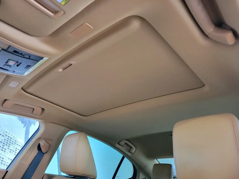 2025 Lexus ES 350 - Photo 13