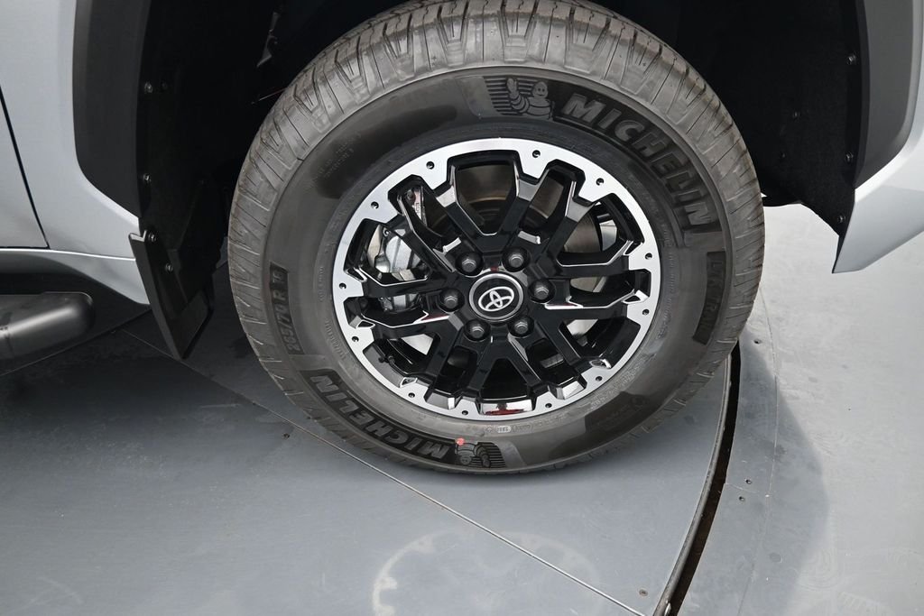 New 2026 Celestial Silver Metallic Toyota  SR5 image 11