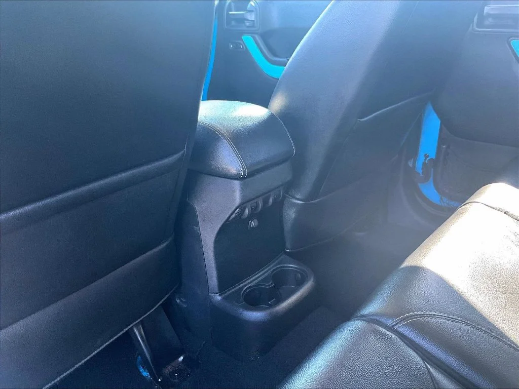Used 2017 Blue Jeep Unlimited Sahara image 34