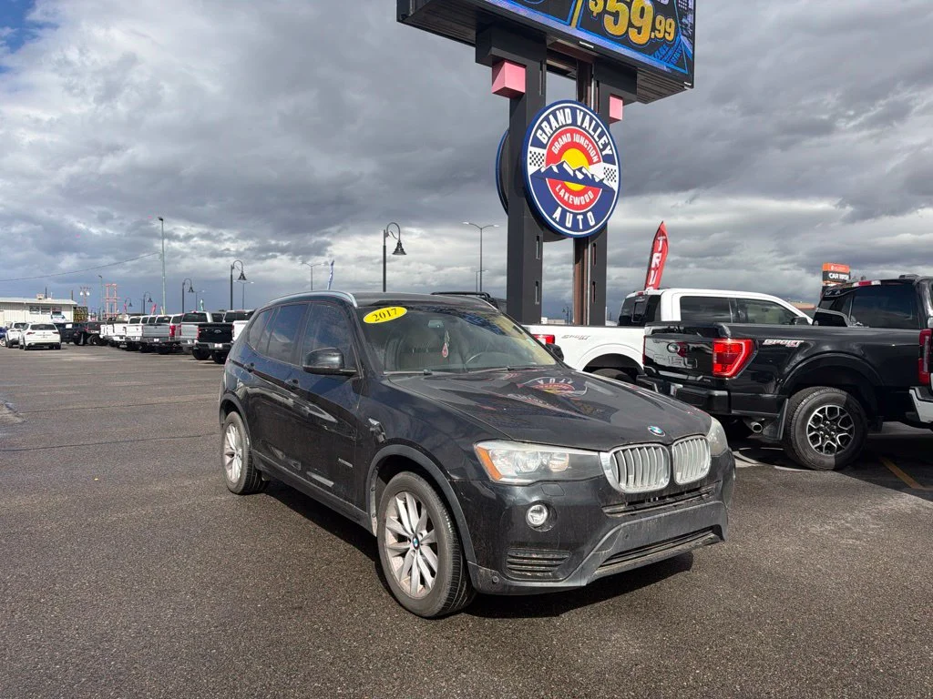Used 2017 Black BMW xDrive28i image 1