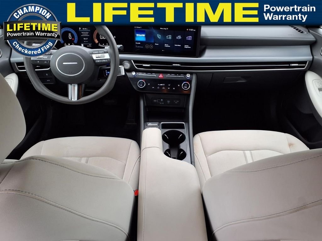 Used 2025 Gray Hyundai SEL image 11