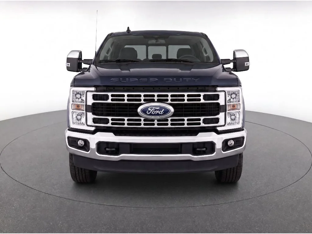 Used 2024 Antimatter Blue Metallic Ford XLT image 5