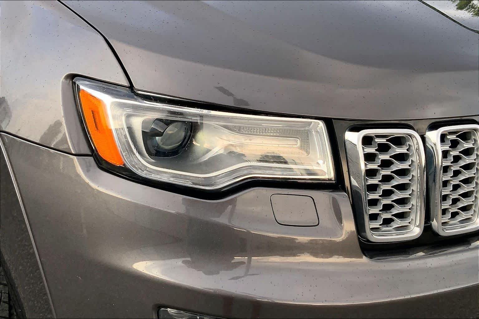 Used 2020 Granite Crystal Metallic Clearcoat Jeep Summit image 26