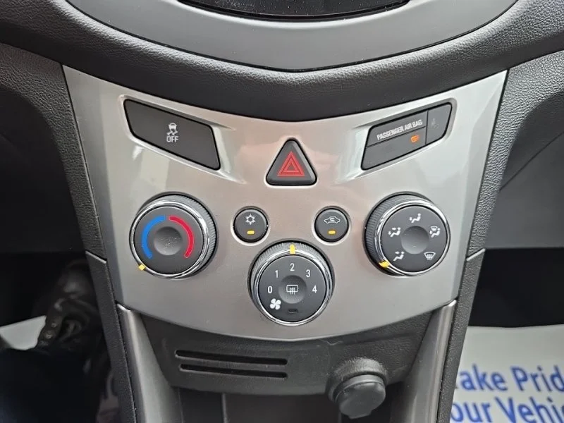 Used 2016 Gray Chevrolet LT image 18