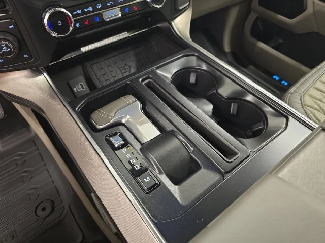 New 2026 Star White Metallic Tri-Coat Ford Platinum® image 36