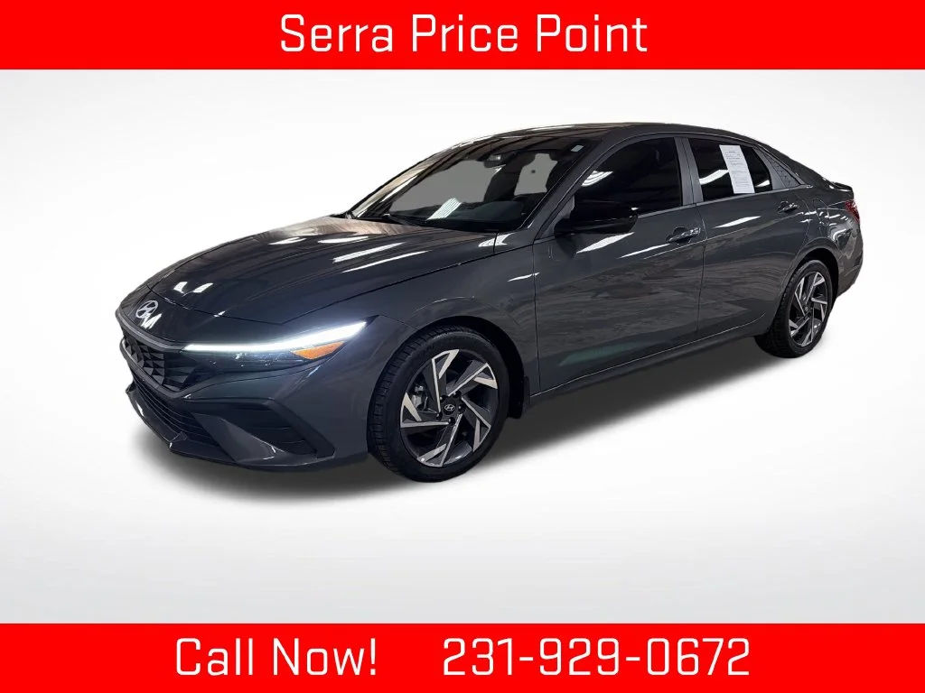 Used 2025 Gray Hyundai SEL Sport image 1