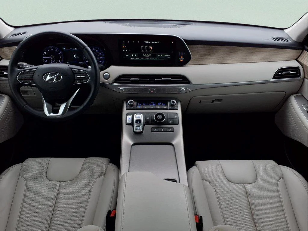 Used 2022 Hyper White Hyundai SEL image 13