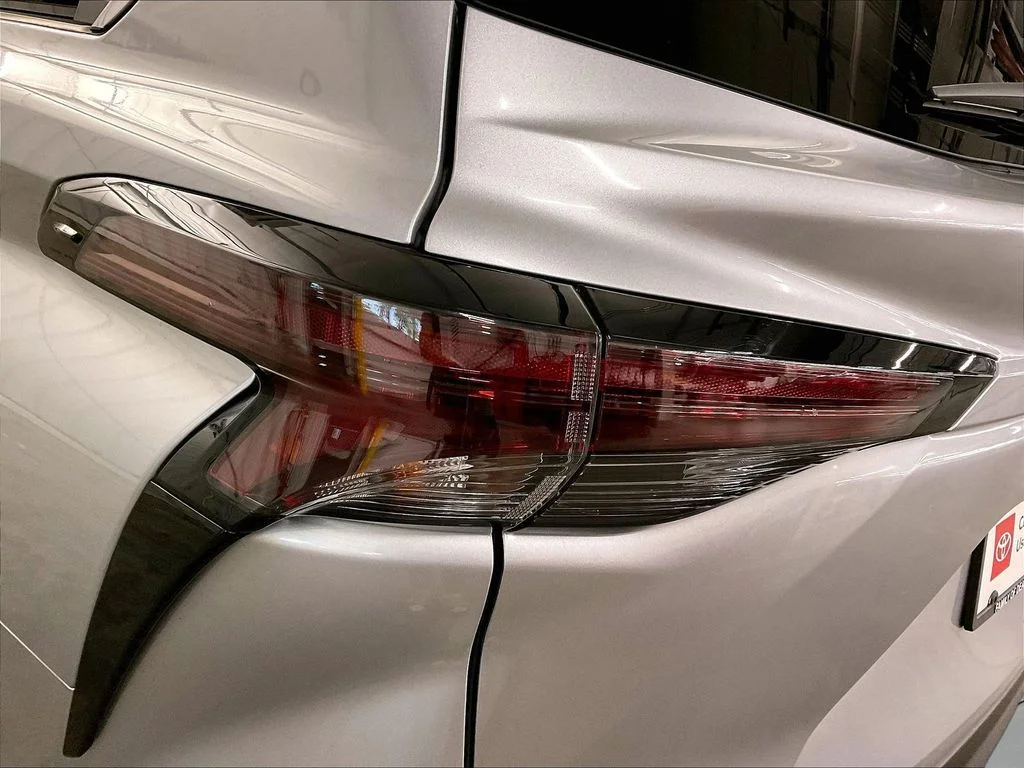 Used 2025 Silver Toyota XLE image 35