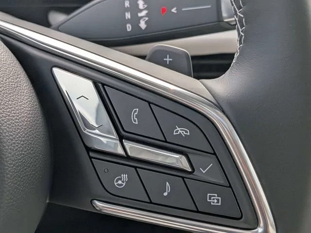 New 2026 Iridescent White Tricoat Buick Avenir image 27