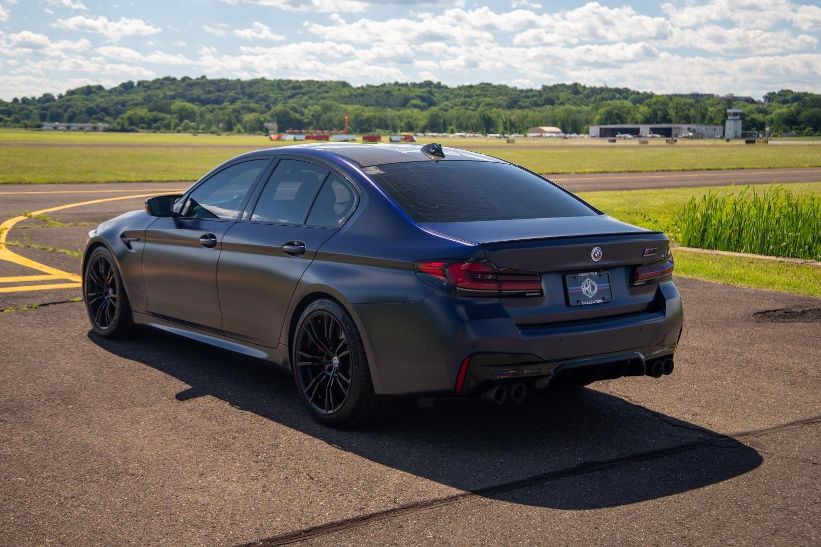 Used 2023 BLUE BMW  image 5
