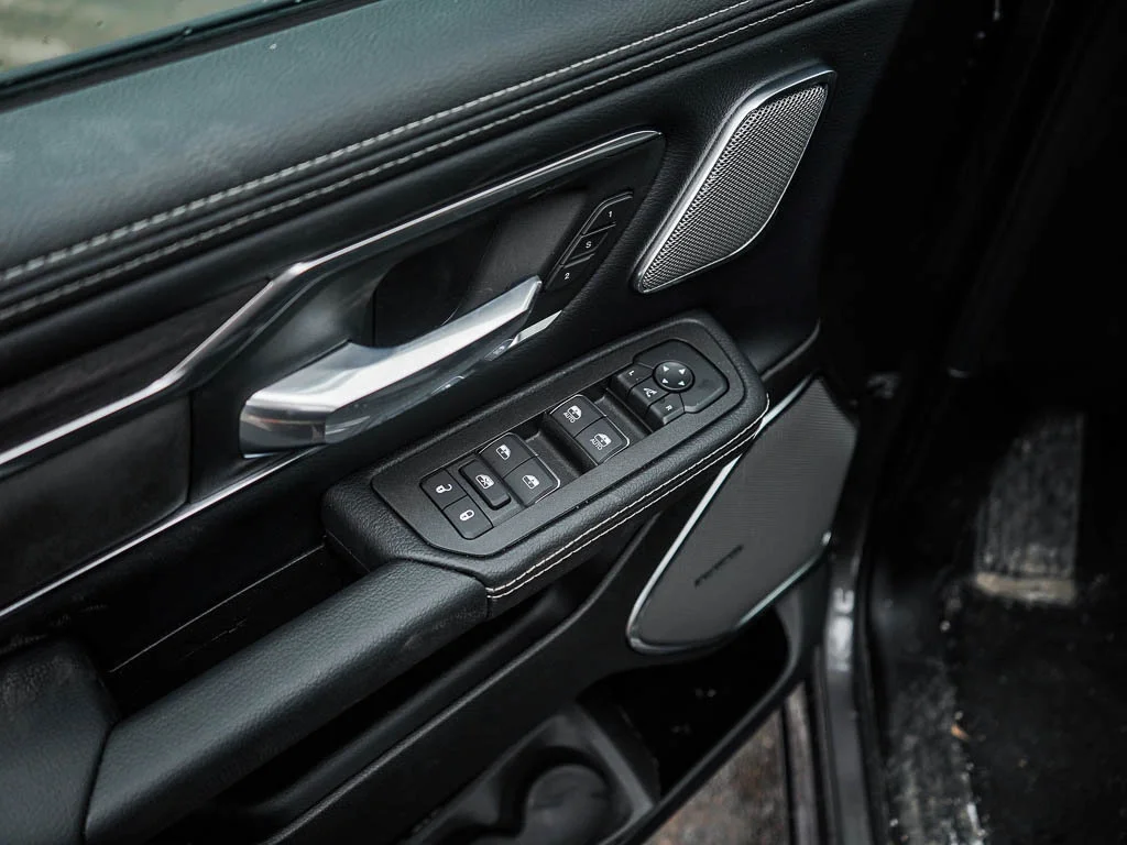 New 2026 Diamond Black Crystal Pearlcoat RAM Laramie image 16