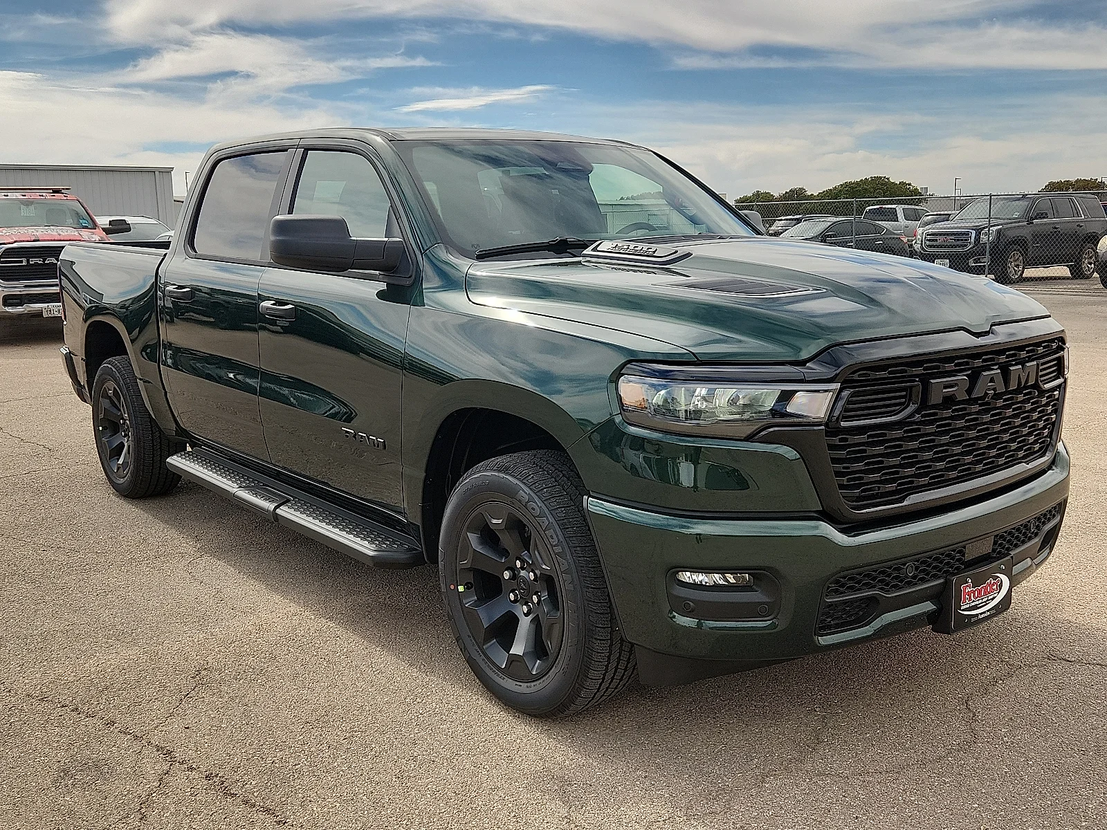 New 2027 Serrano-Green Metallic  Paint Ram EXPRESS CREW CAB 4X4 5