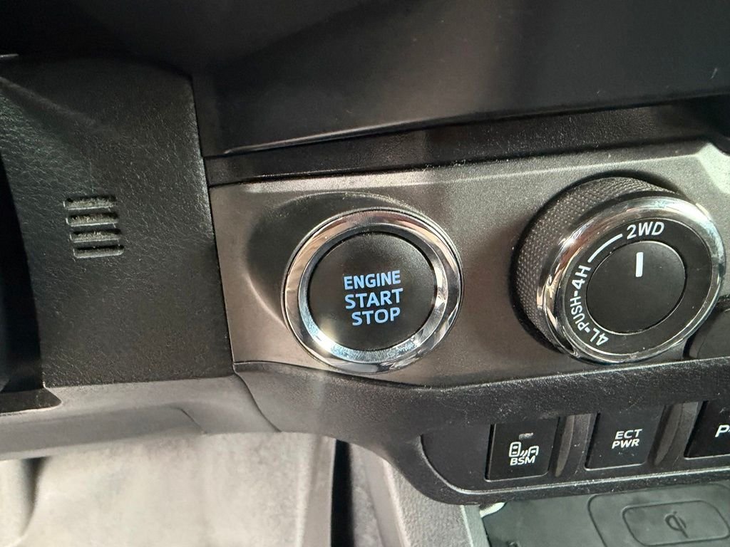 2021 Toyota Tacoma SR - Photo 32