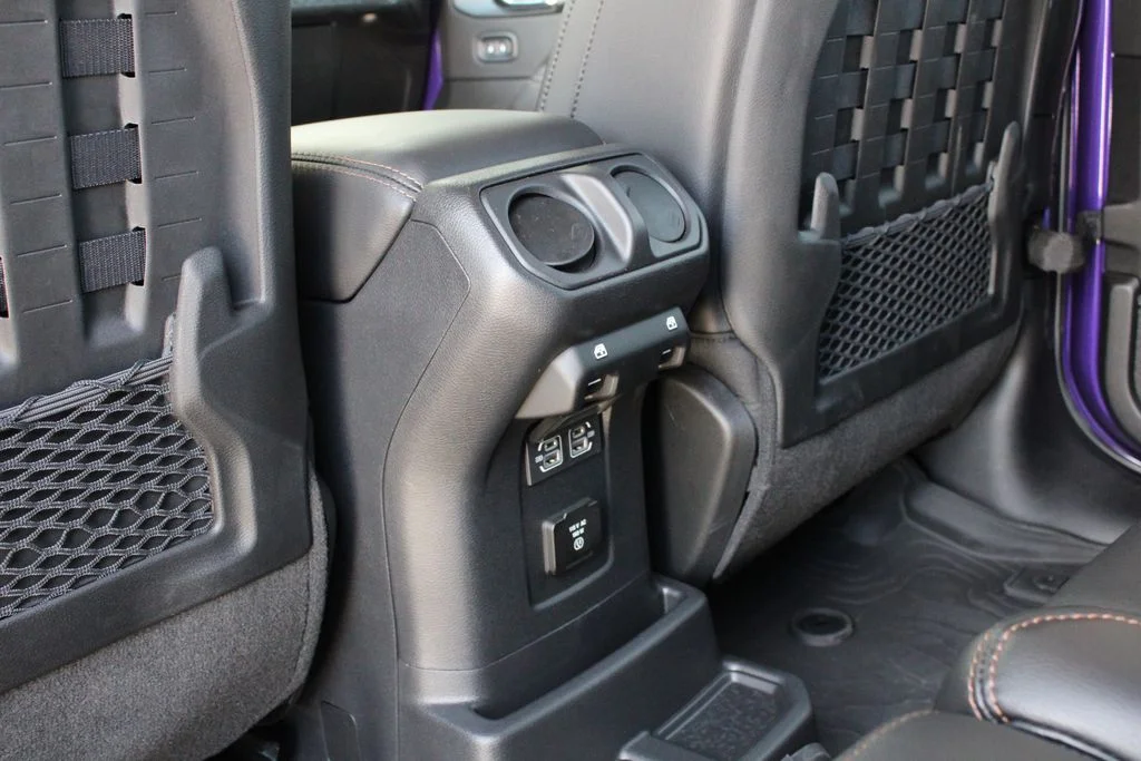 Used 2023  Jeep Rubicon 392 image 22