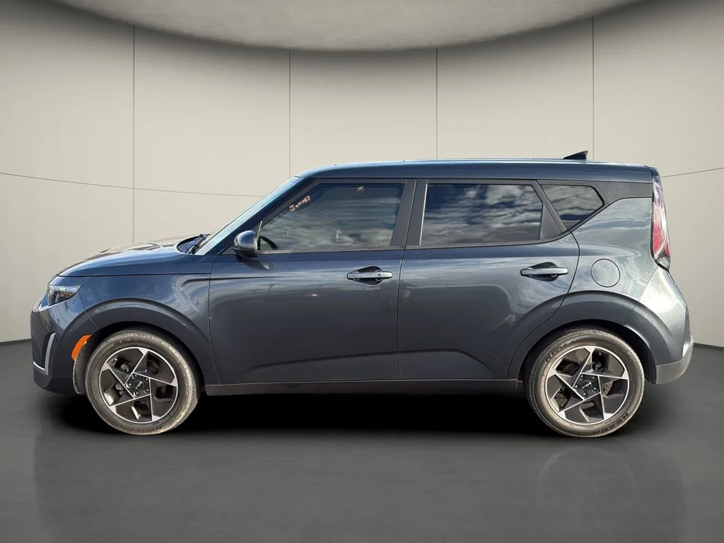 Used 2024 Gray Kia EX image 4
