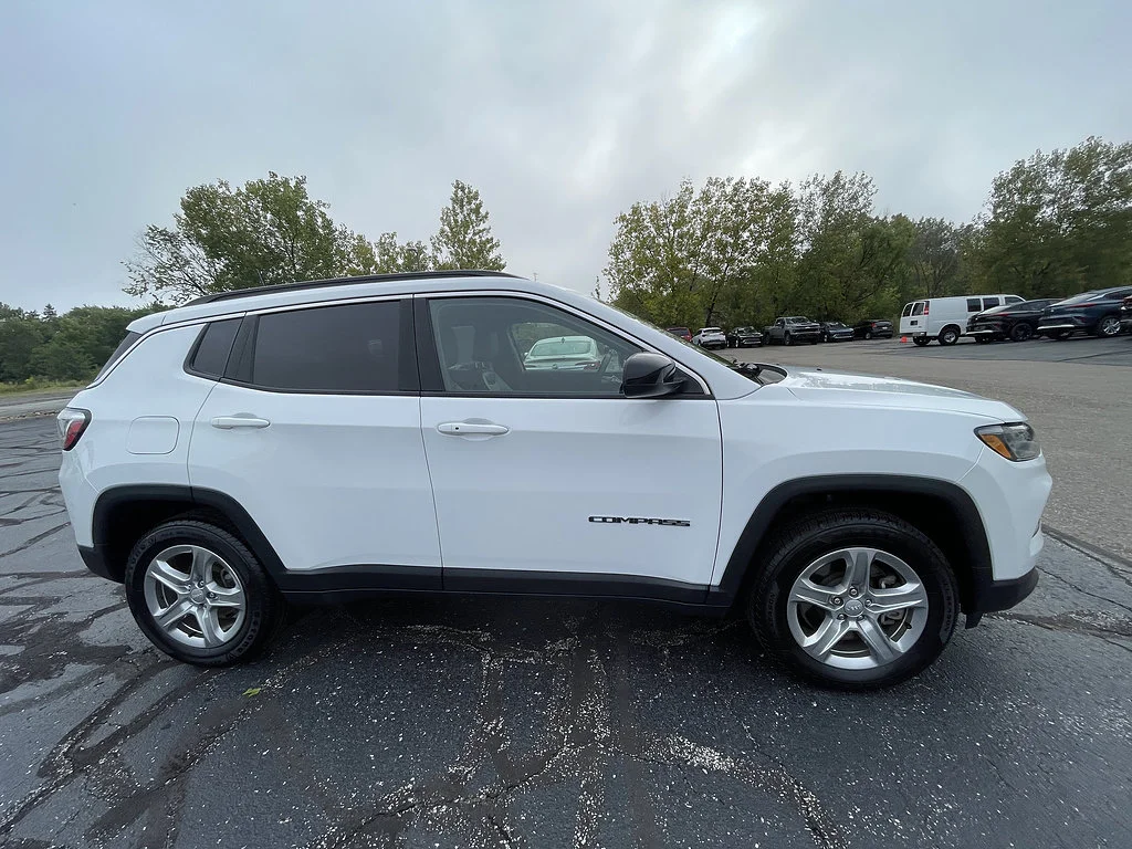 2024 Jeep Compass Latitude - Photo 9
