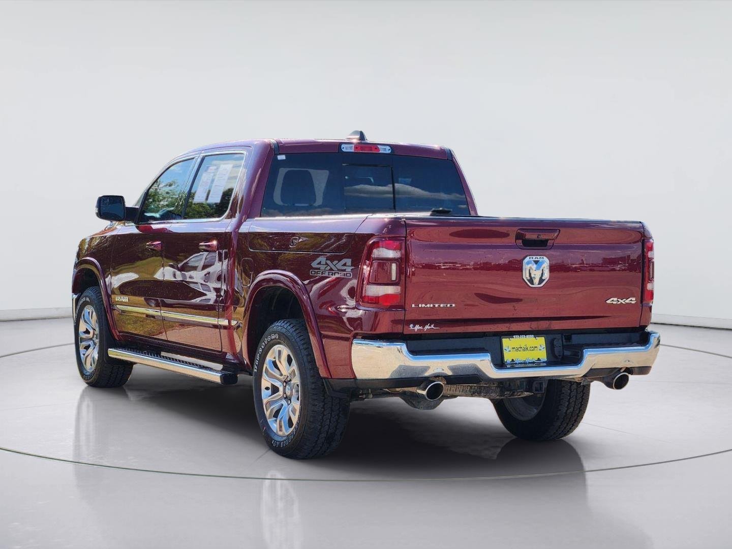 Used 2023 Delmonico Red Pearlcoat Ram Limited image 4