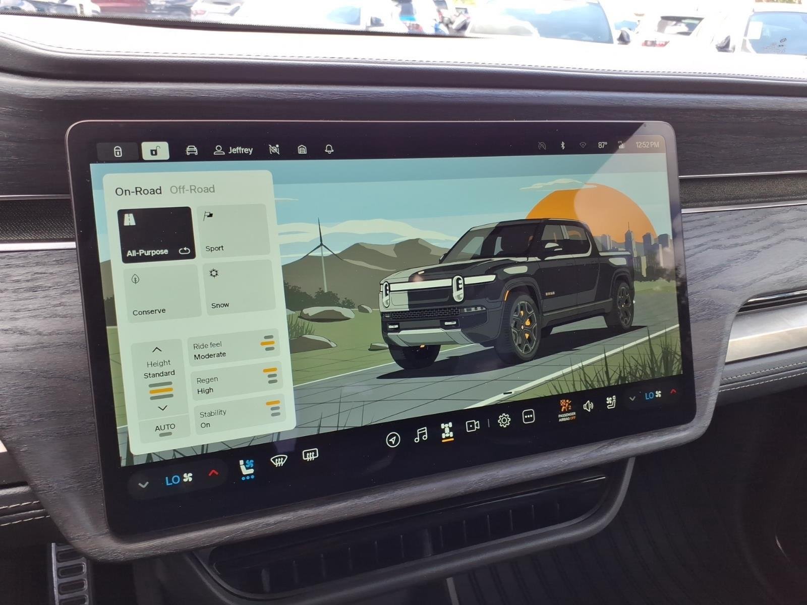Used 2024 Midnight Rivian Adventure image 10