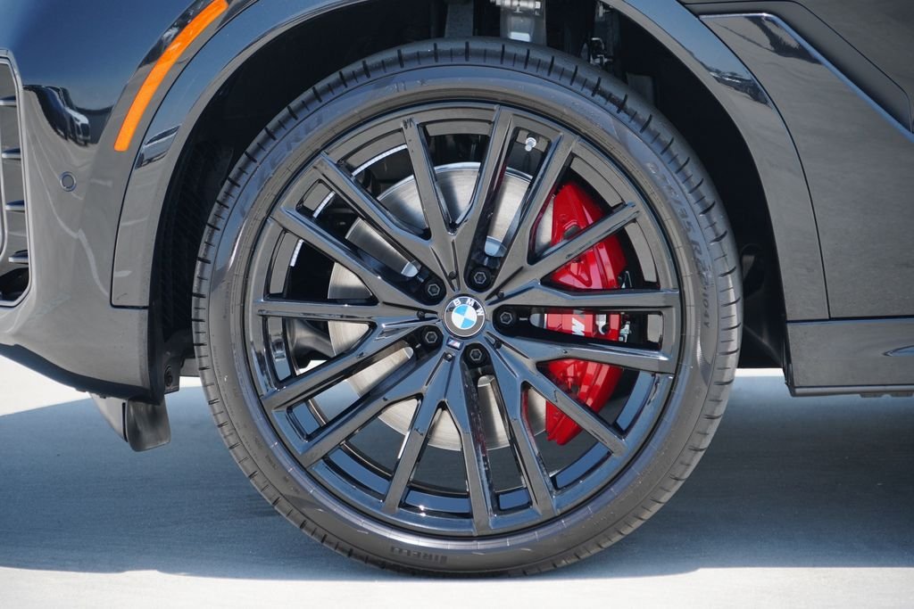 New 2027 Black Sapphire Metallic BMW M60i image 5
