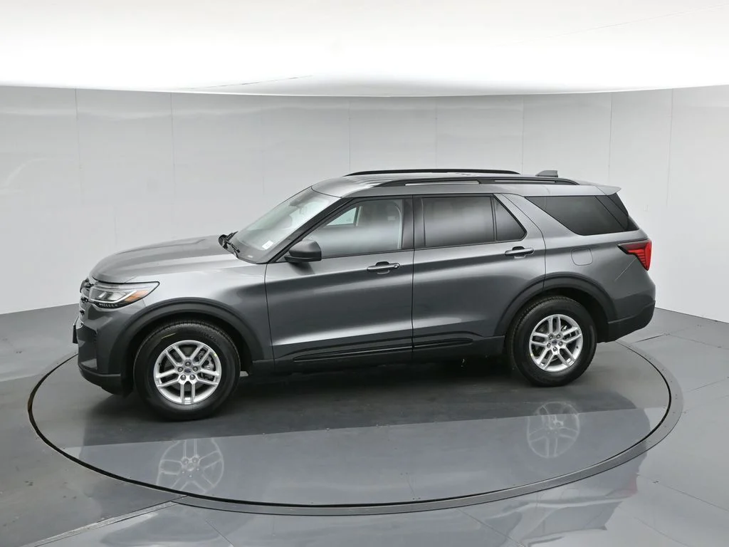 New 2026 Carbonized Gray Metallic Ford Active image 42
