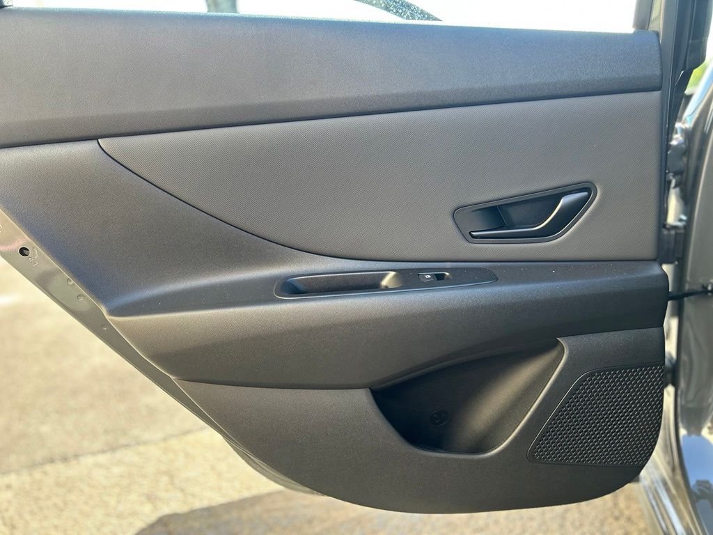 2026 Hyundai Elantra SEL Sport - Photo 21