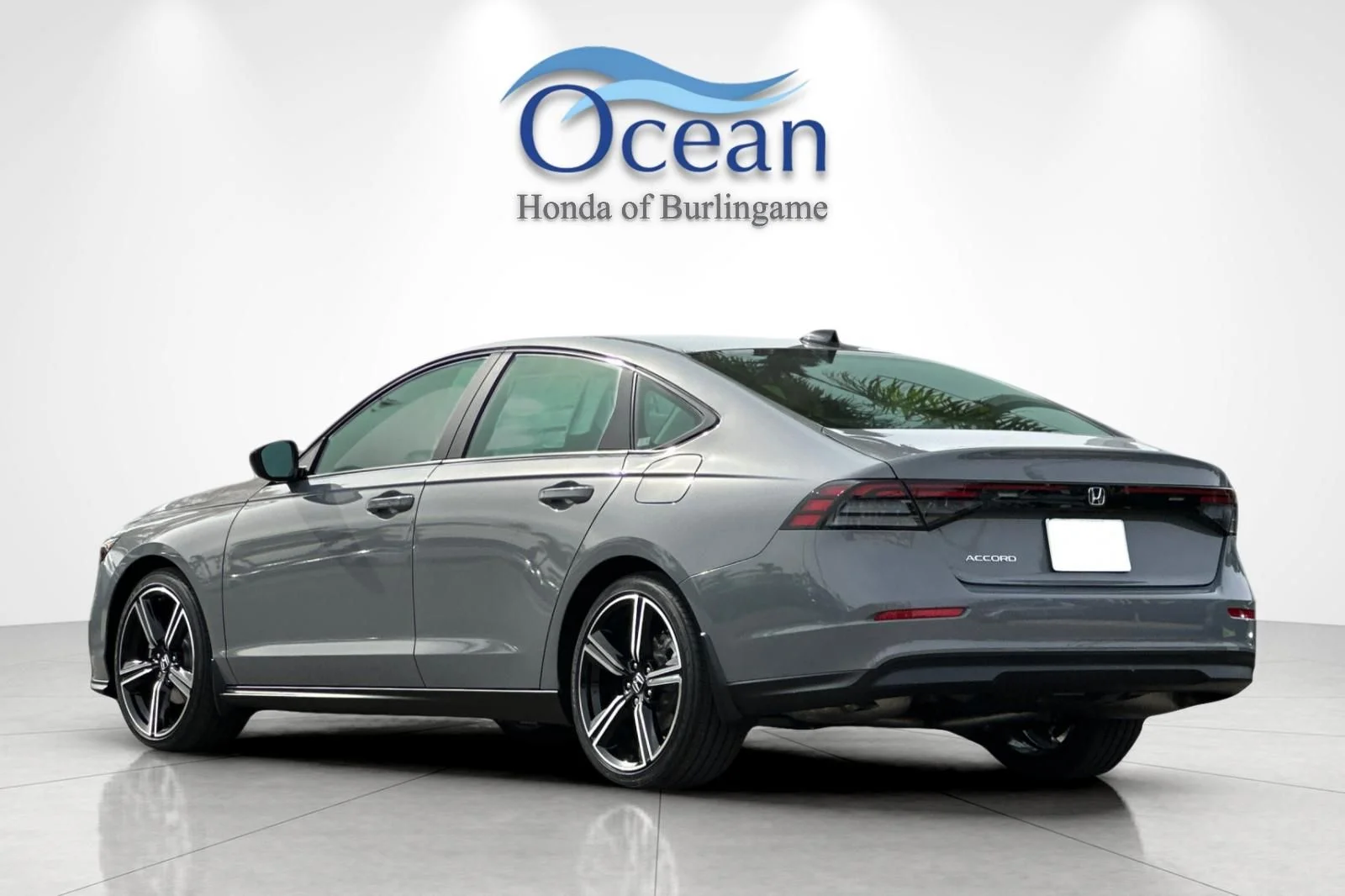 New 2026 Urban Gray Pearl Honda SE image 6