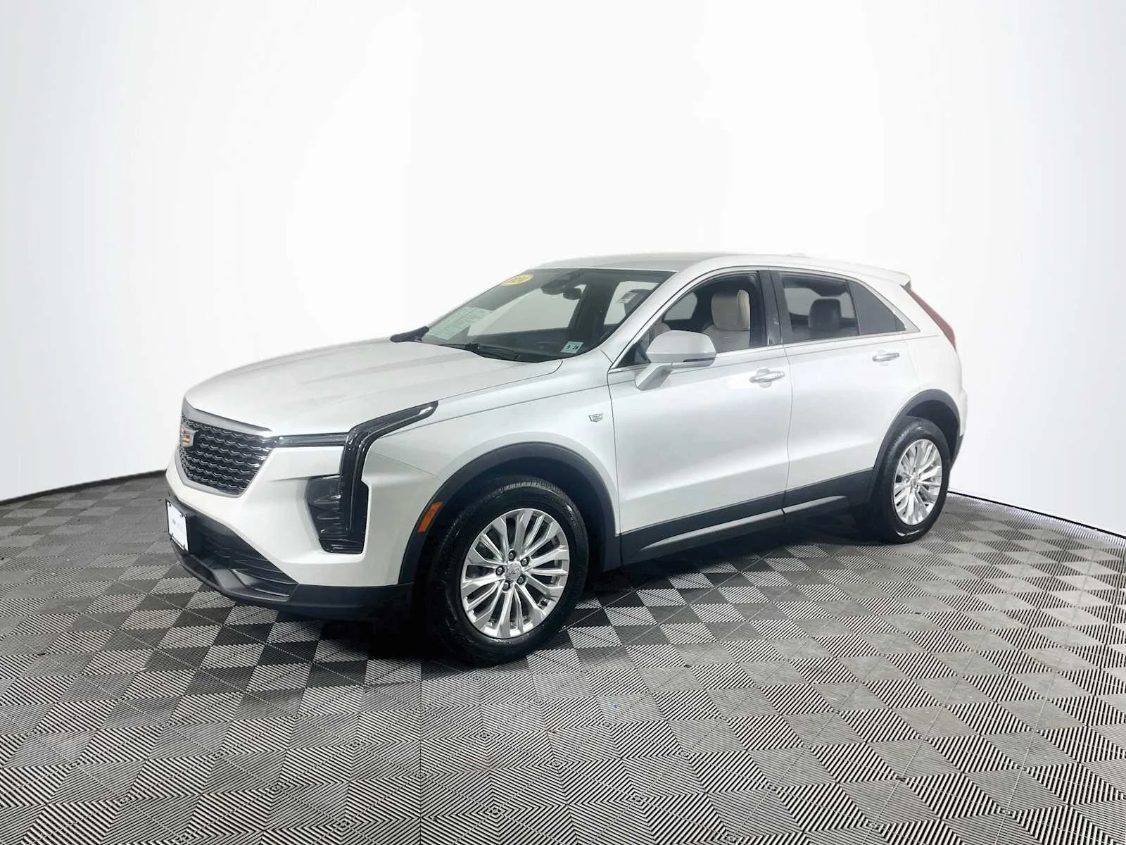 2024 Cadillac XT4