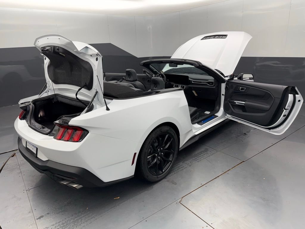 2025 Ford Mustang GT Premium Convertible - Photo 21