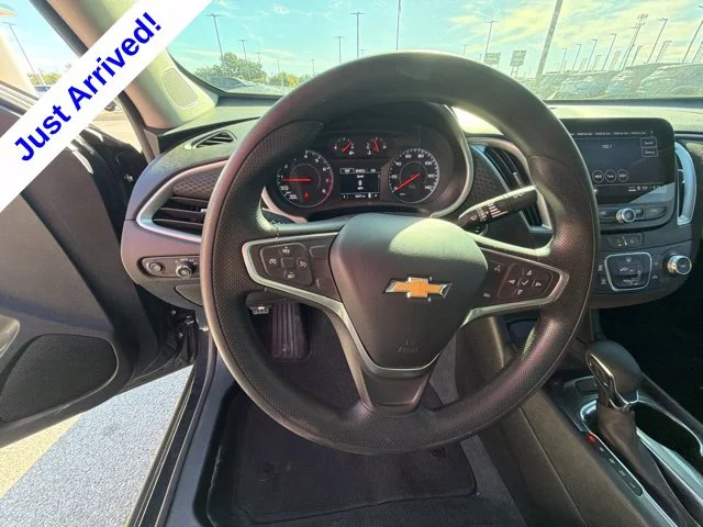 Used 2022 Gray Chevrolet LS image 39