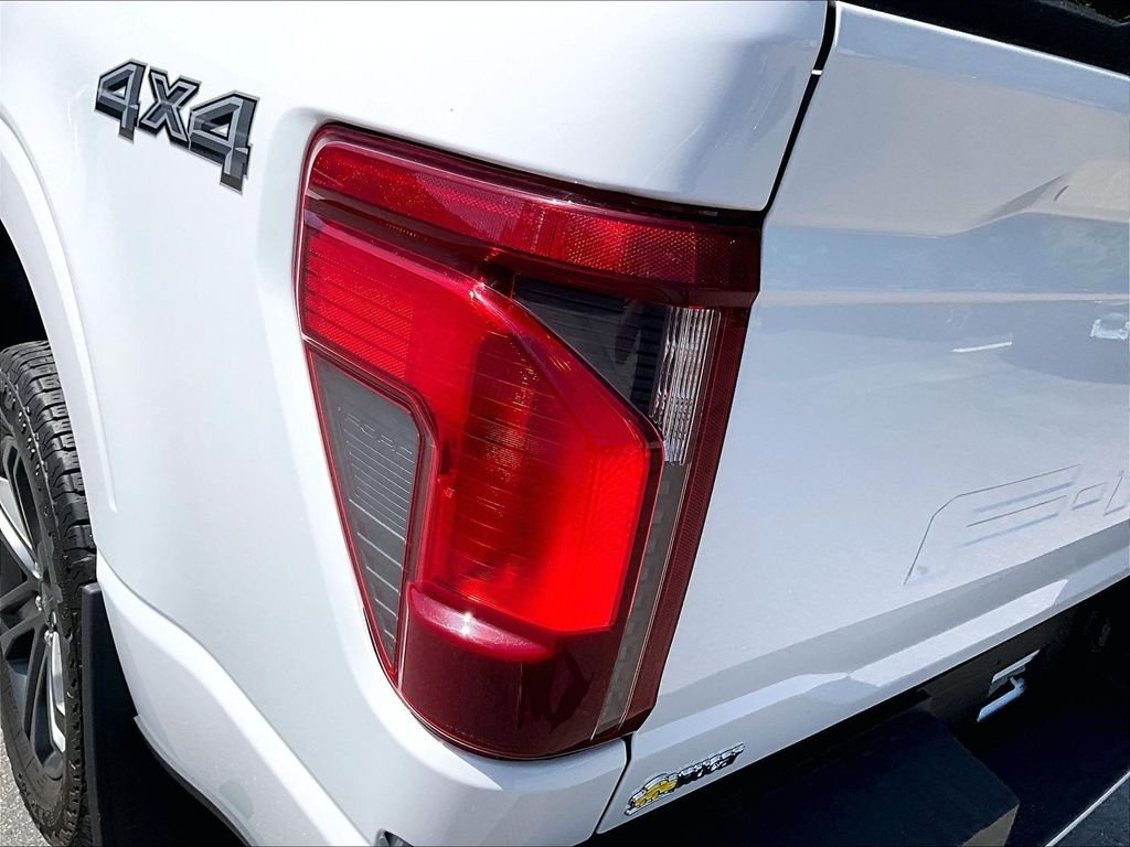 Used 2025 White Ford XLT image 34