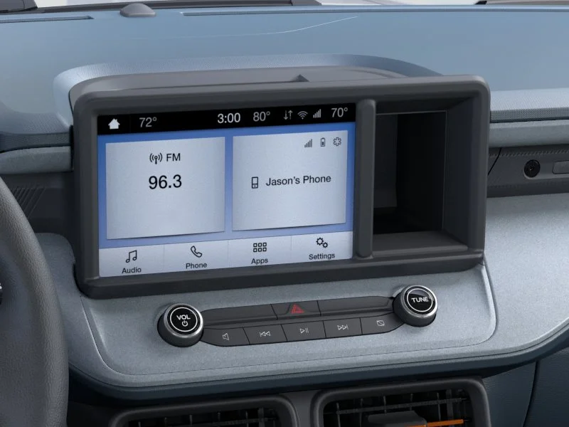 New 2024 Oxford White Ford XLT image 15