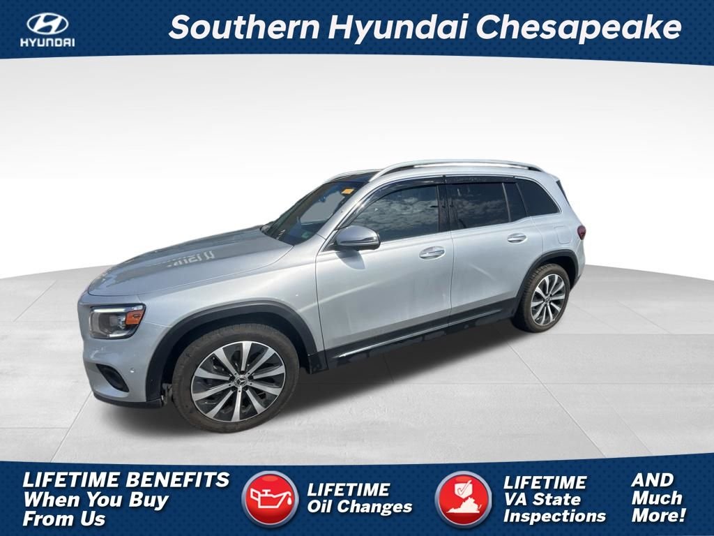 Used 2020 Silver Mercedes-Benz GLB 250 image 1