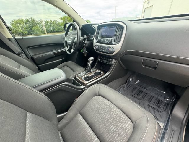 Used 2022 Onyx Black GMC Elevation image 31