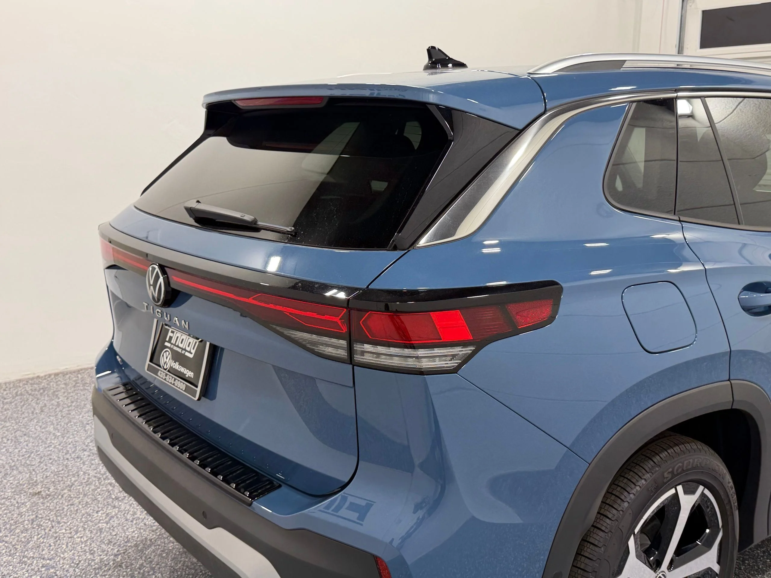 New 2026 Blue Volkswagen SE image 17
