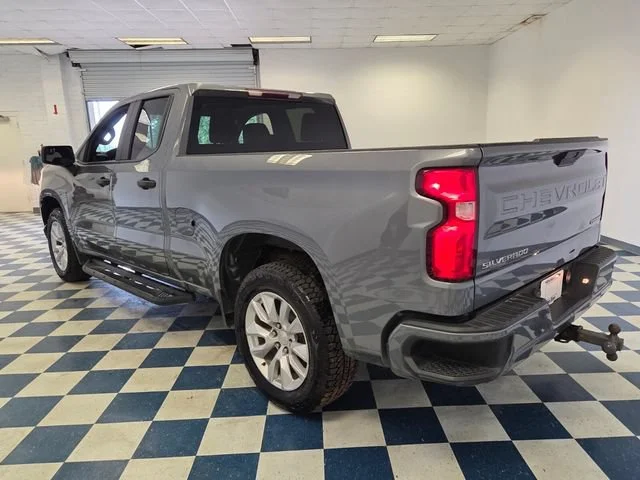 Used 2020 SATIN STEEL METALLIC Chevrolet Custom image 9
