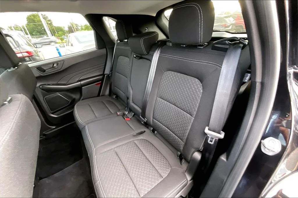 Used 2023 Black Ford Active image 25