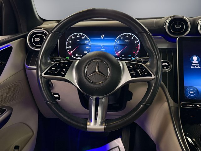 Used 2024 Blue Mercedes-Benz GLC 300 image 14
