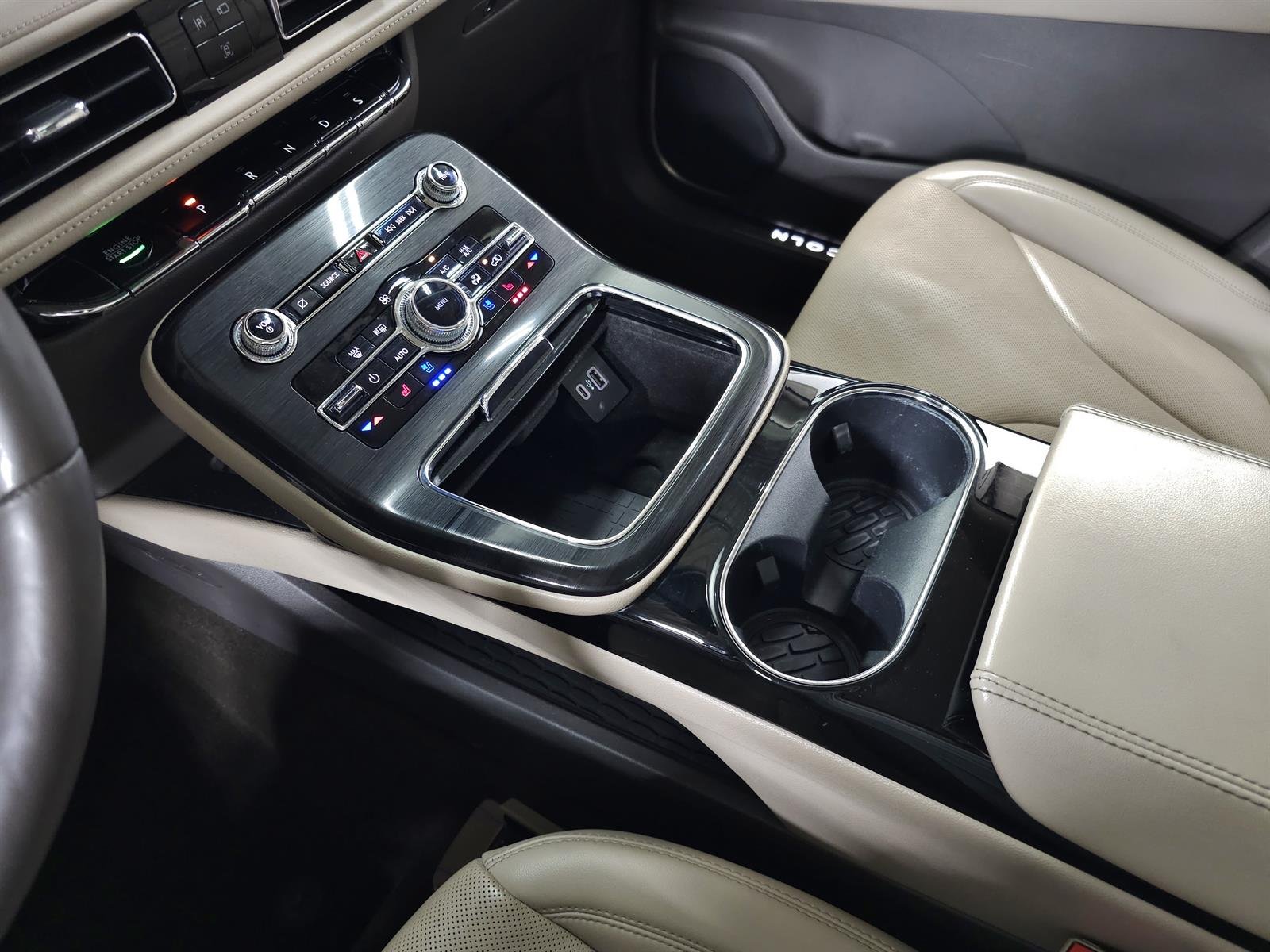 Used 2021 Blue Lincoln Reserve image 29